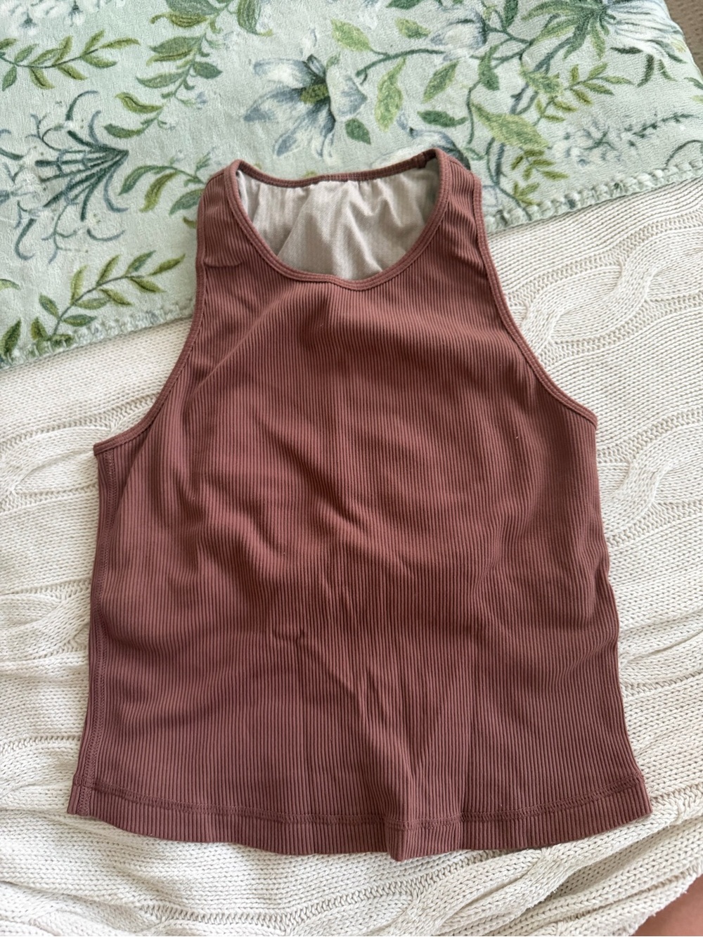 Vuori Ribbed high neck shelf bra Tank Top - reddish Mauve